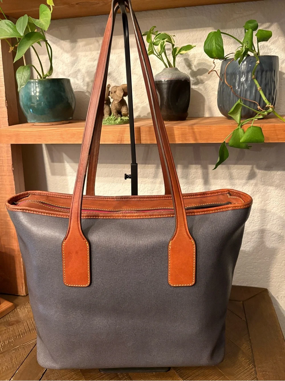 Dooney & Bourke Lexington Navy Coated Canvas Shopper Tote British Tan Leather